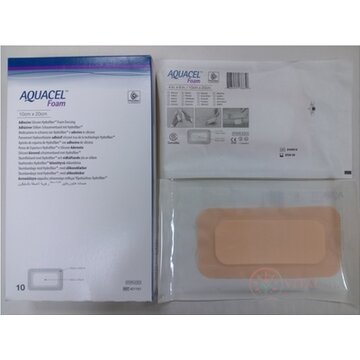 AQUACEL Foam Hydrofiber adhezívne penové krytie so silikónovým okrajom, 10x20 cm, 1x10 ks obrázok