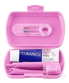 CURAPROX Kids travel set ružový (1x zubná kefka, 2x medzizubná kefka CPS, 1x zubná pasta melón 6+ 10 ml, 1x nálepka) 1x1 set